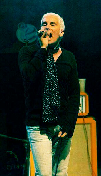 Back in the studio now finishing off Album number 2 ✨✨✨. Next Live Dates 2018 #theelectricstars