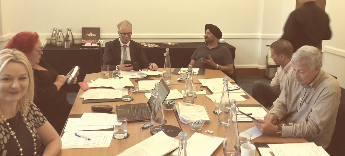 DrRharker40's tweet image. BCAM BOARD MEETING  where the business gets done! #BCAM CONFERENCE2017#leadersinaesthetics # clinicalexcellence #Dentistsjoinbcam#joinBCAM