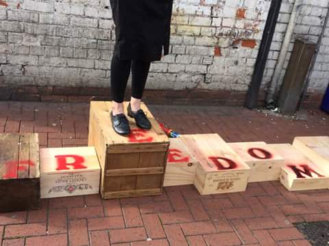 dawn_woolley's tweet photo. Thanks for the photos. Keep them coming! #hull2017 @RCA_Hull #freedomination #RedBoard2017 #CityofCulture #performance https://t.co/2FtOJrMlE8