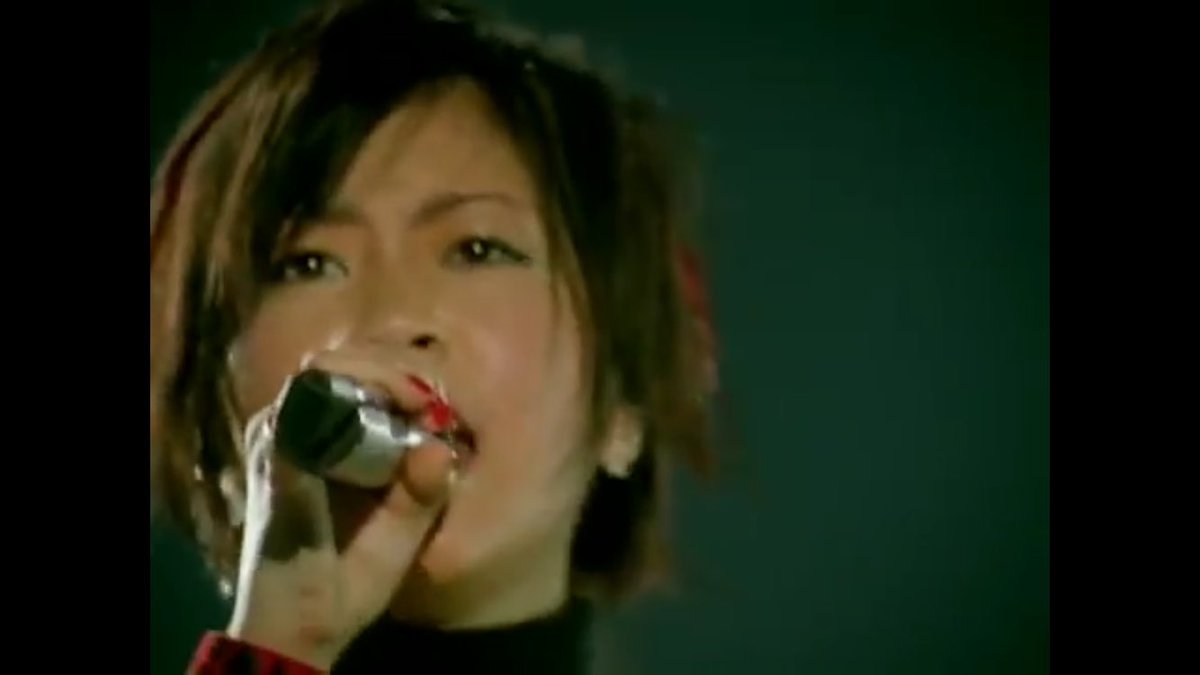 Shina 17才の宇多田ヒカルを見返して可愛すぎて号泣してる 今も最高に可愛いですが Shina 17才の宇多田ヒカルを見返して可愛すぎて号泣してる 今も最高に可愛いですが