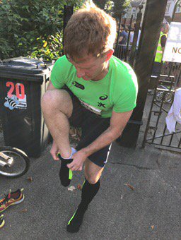 jabarot's tweet photo. Hope you do #ealinghalfmarathon in 1hr 40mins @goldenatlondon and that the socks help. @fitlegssocks https://t.co/3m6mVyUHu5