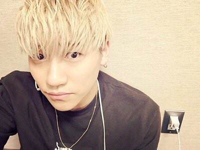 ___exjsbgene's tweet photo. 📌tag

🌏神奈川

👨‍🎓高校2年

✨KEIJI
✨NAOTO
✨小森隼

😍GENERATIONS
😍三代目J Soul Brothers
 #LDHfamさんと繋がりたい 
 #3代目famさんと繋がりたい
 #GENEfamさんと繋がりたい https://t.co/wAvBHMh4cv