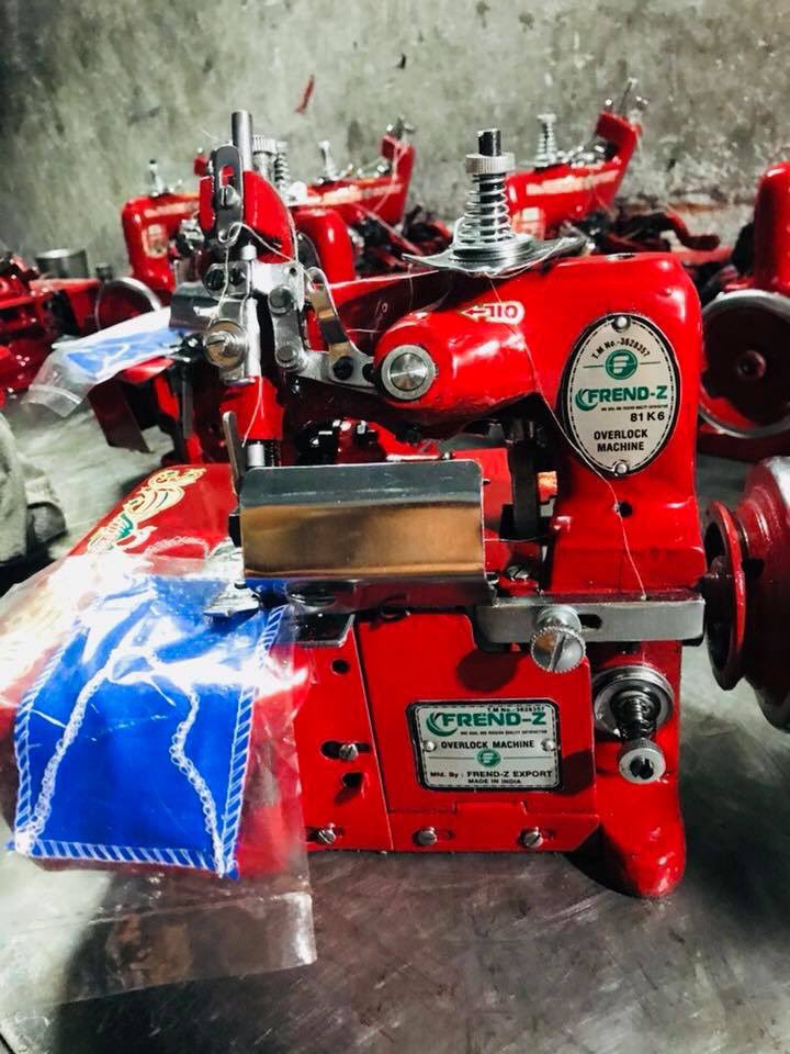 frendzexport's tweet image. Overlock Machine sent 2 Myanmar 🇲🇲😊Contact us if you are interested!
#frendzexport #machine #business #export #india  #nepal #dubai #myanmar