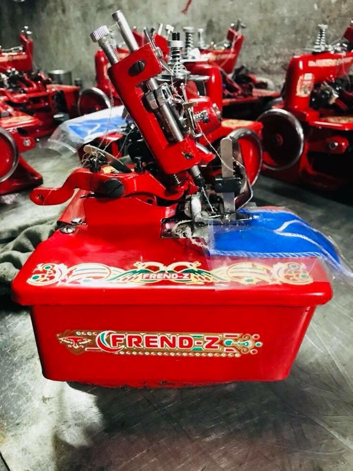 frendzexport's tweet image. Overlock Machine sent 2 Myanmar 🇲🇲😊Contact us if you are interested!
#frendzexport #machine #business #export #india  #nepal #dubai #myanmar