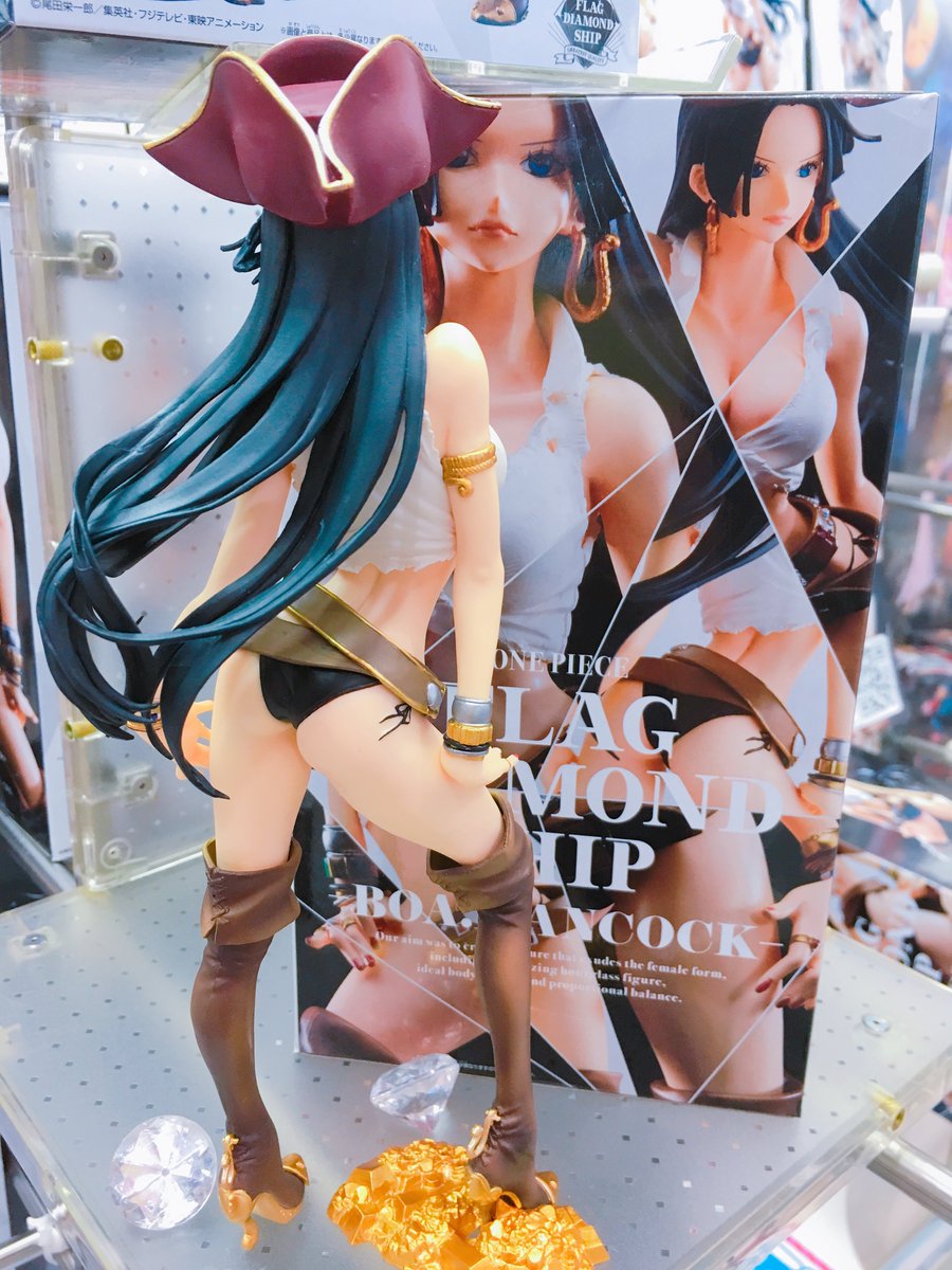GiGO_AP_wide's tweet photo. #ワンピース　#FLAG_DIAMOND_SHIP #ハンコック　入荷いたしました🤩‼️‼️
サイズ感が大きいので存在感あります💯 https://t.co/KijqV0FQmK