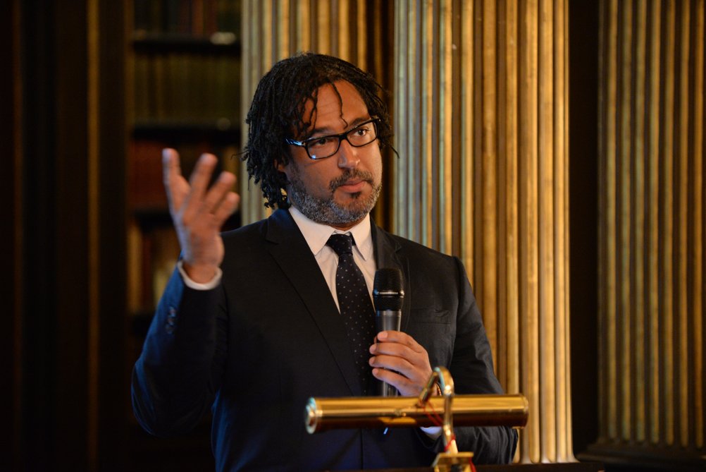 sharronewallace's tweet photo. Blk ppl missing from Brit #history" @DavidOlusoga #race @bcaheritage @BrixRevival  #Carnivalheritage #CarnivalLegacy @BrixtonDT @LennyHenry https://t.co/jWK6XG9DML