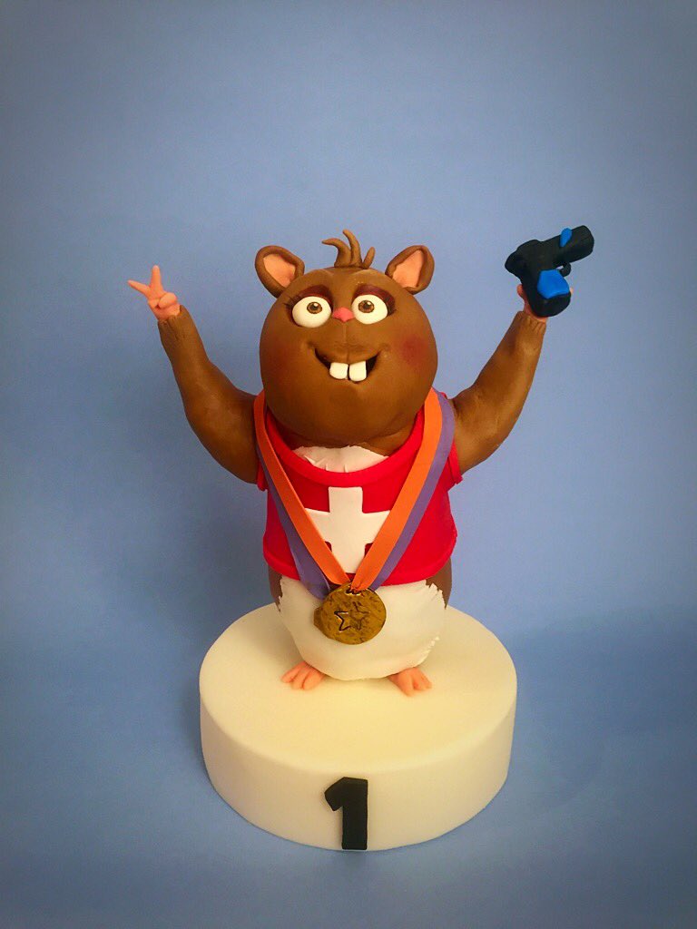 bysarasimone's tweet photo. Yeah! My friend Christine, the Combathamster, is Worldchampion!
#party #sugarart #animals #birthday #champion #fondant #hamster #celebrate https://t.co/Pf2YSGaQsj
