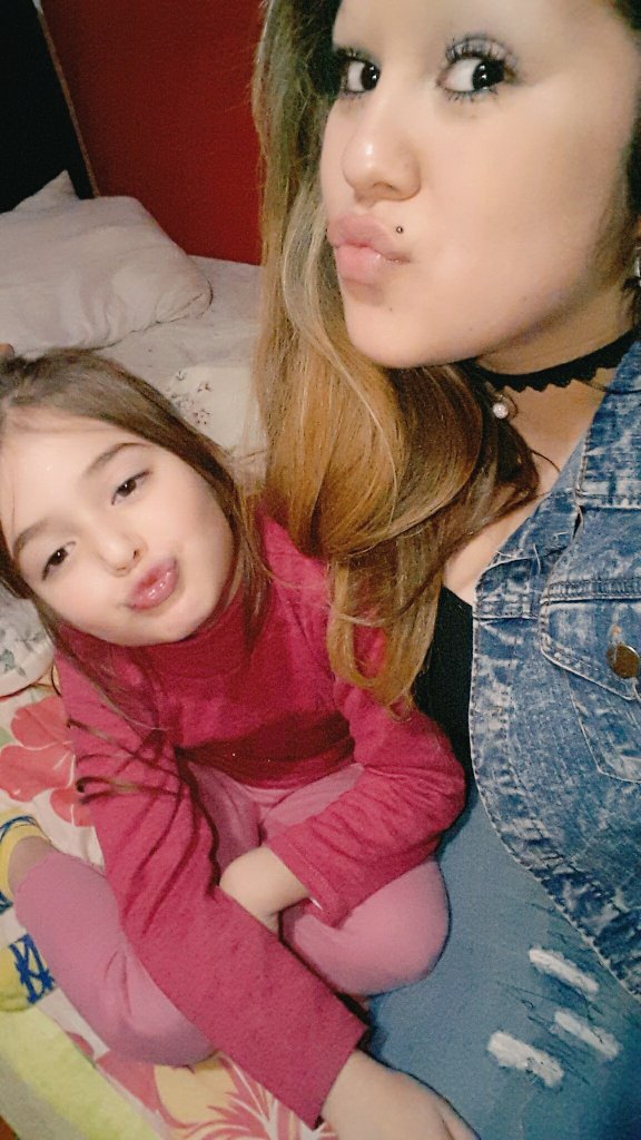 Micaelaveronic8's tweet photo. Feliz Cumple a Esta Hermosura ♡  @vanichka 
Que La Pases Lindo Soo ♡ https://t.co/SwWOwQDfoX
