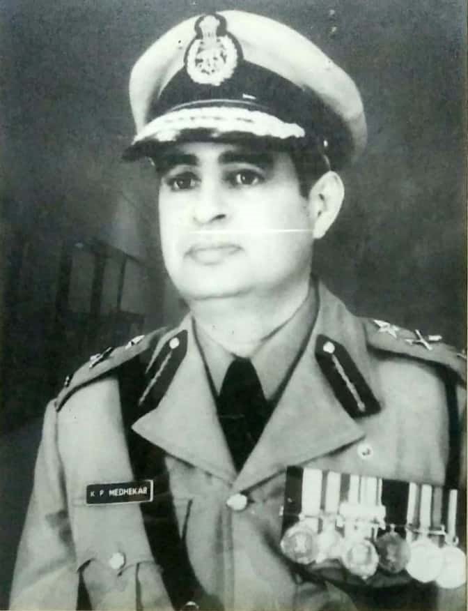 MumbaiPolice's tweet photo. Saddened by demise of Sh KP Medhekar, a legend, true leader, former Police Commissioner &amp; 1st DGP Maharashtra. We'll cherish our association https://t.co/3eDPcXVxoi