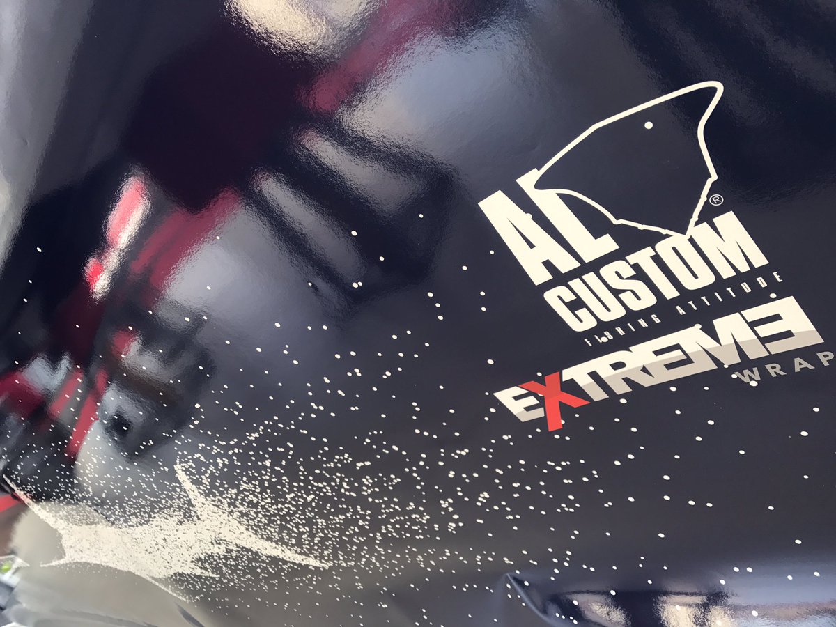 ALCUSTOMBOATS's tweet photo. #ALCUSTOM and #ExtremeWrap together at the #Genoa #BoatShow
#AL19 #fishingboat #fisherman #wrapping #wrappingboat
https://t.co/96I3QFzKEA https://t.co/8K9QAw1GBV