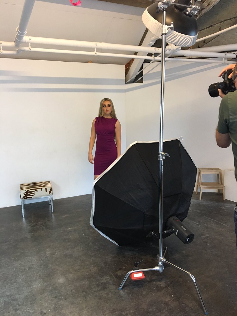 Eleiyah_Navis's tweet photo. On set this morning 😉 #eleiyah  #eleiyahnavis #model #onset #onshoot https://t.co/KIC1WUptth