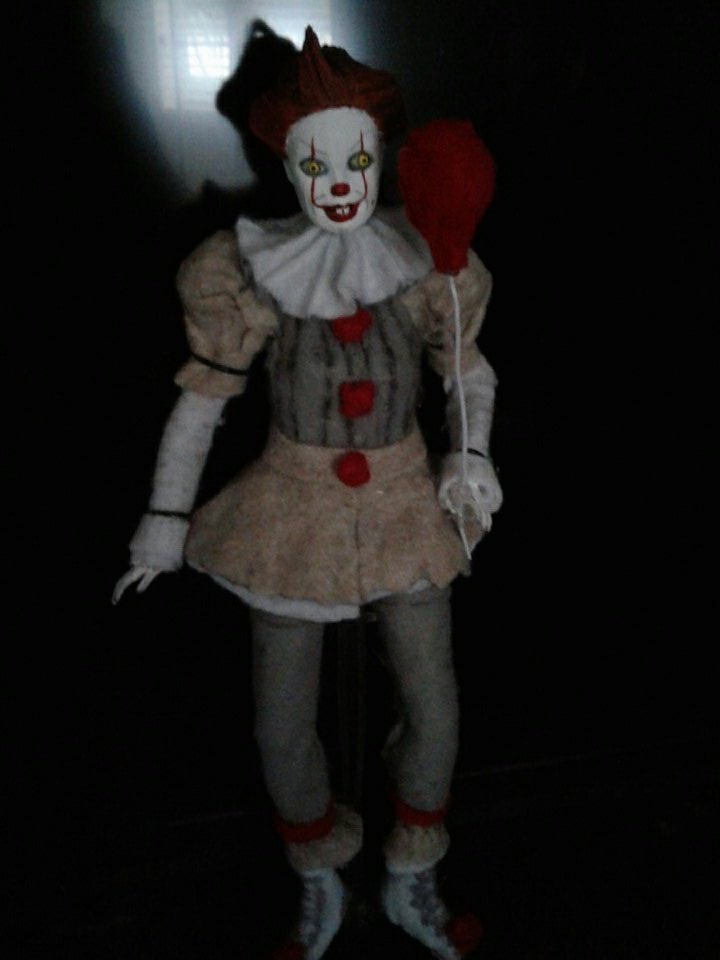 RockyTheVampire's tweet photo. Turned my Barbie doll into Pennywise. @jaedenlieberher @FelloWyatt @ITMovieOfficial @FinnSkata @JeremyRayTaylor #ITMovie #DIY #Pennywise https://t.co/793AGfulk0