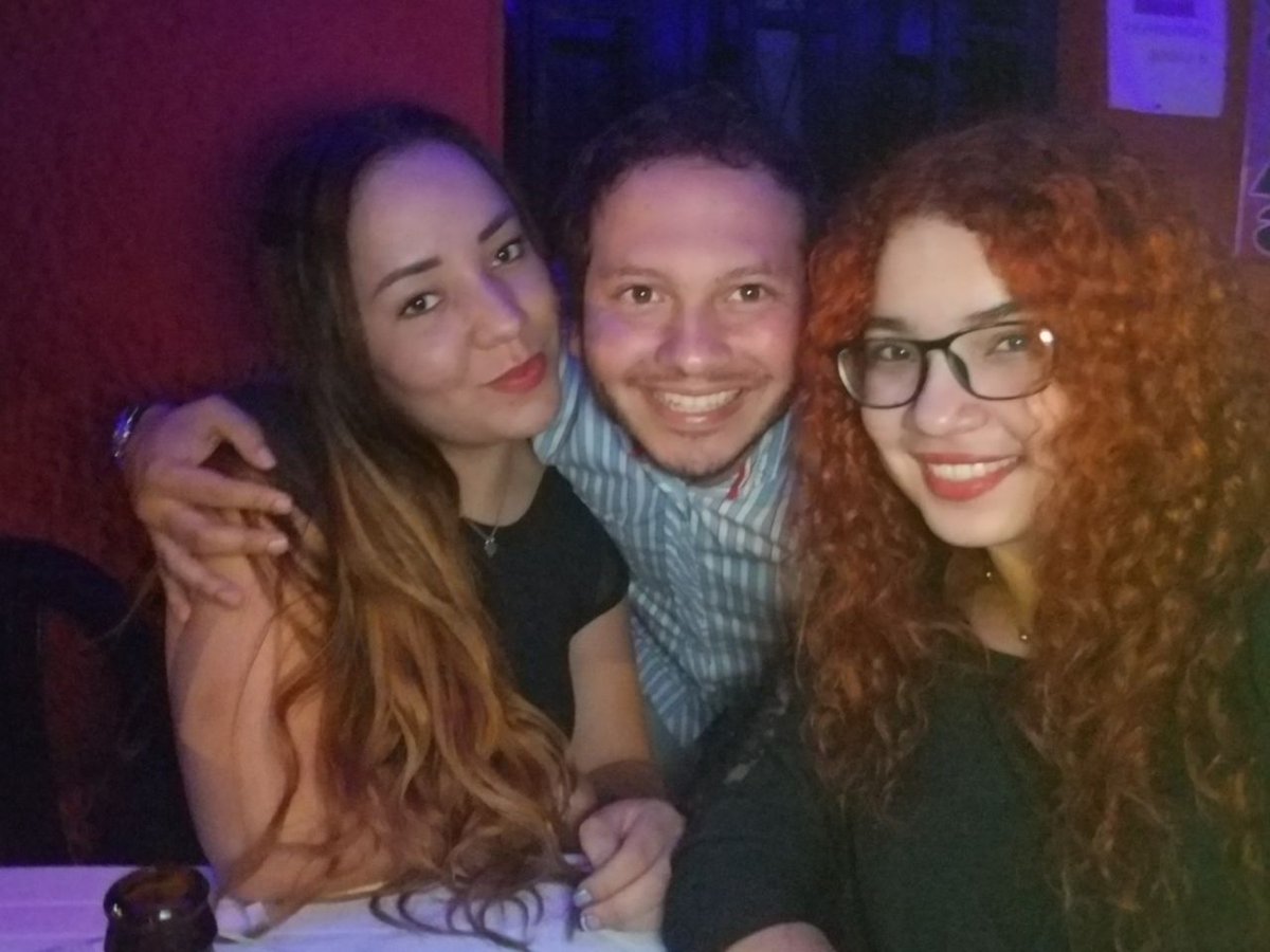 Isavelez95's tweet photo. Son lo mejor, hicieron mi día muy especial https://t.co/H8GezmXXWe