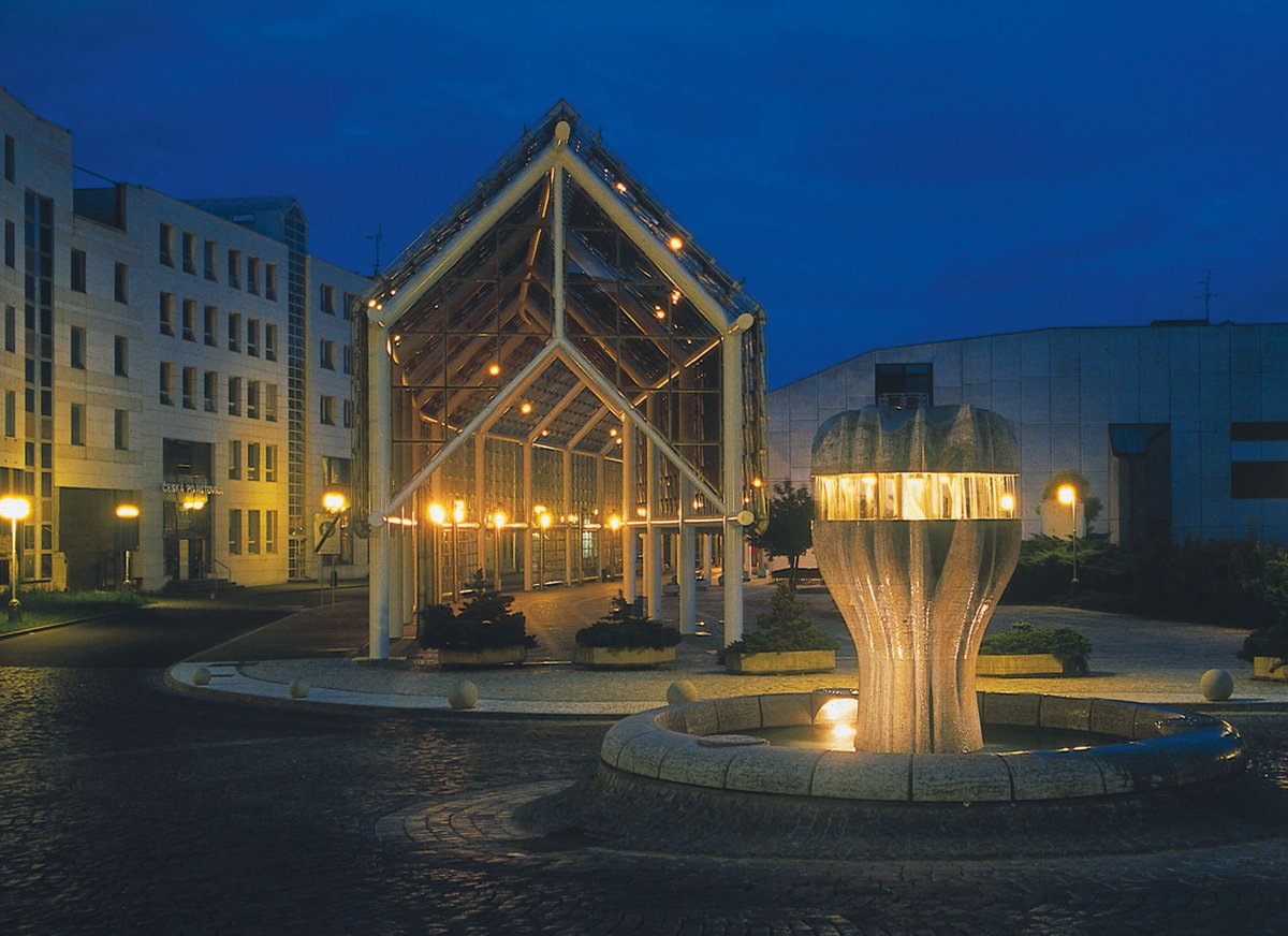 Czech_Spa's tweet photo. Curative properties of #Teplice thermal springs https://t.co/QuWwfE88GC
#Czechia #Czechspa #health #mineralspring #thermalspring https://t.co/x7WHBdlB7s