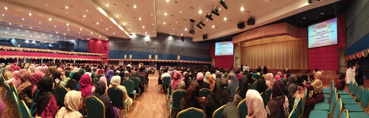 AzliyanaAzmi's tweet photo. 24 Sept 2017
#mtssept17 https://t.co/mDWzkSQccd
