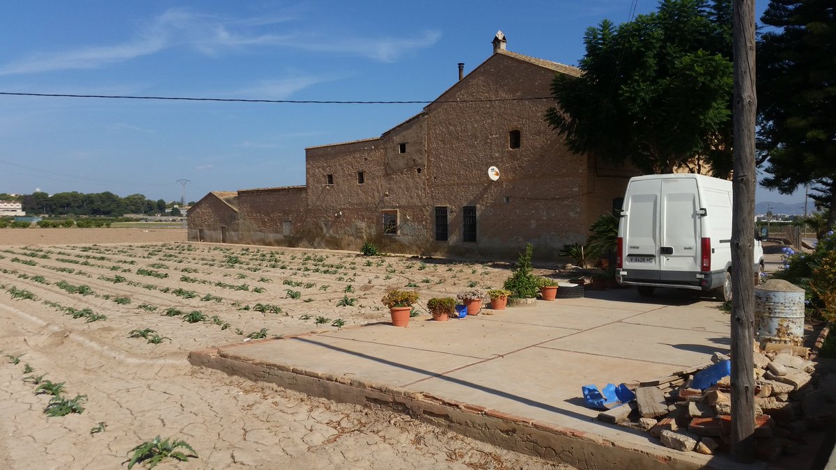 GargotsRL's tweet photo. Gargotaires! Cinc estudiants de Filologia Catalana han estat aquest matí a la Ruta Estellés i ens envien aquestes imatges. https://t.co/Uu6CVlS42G