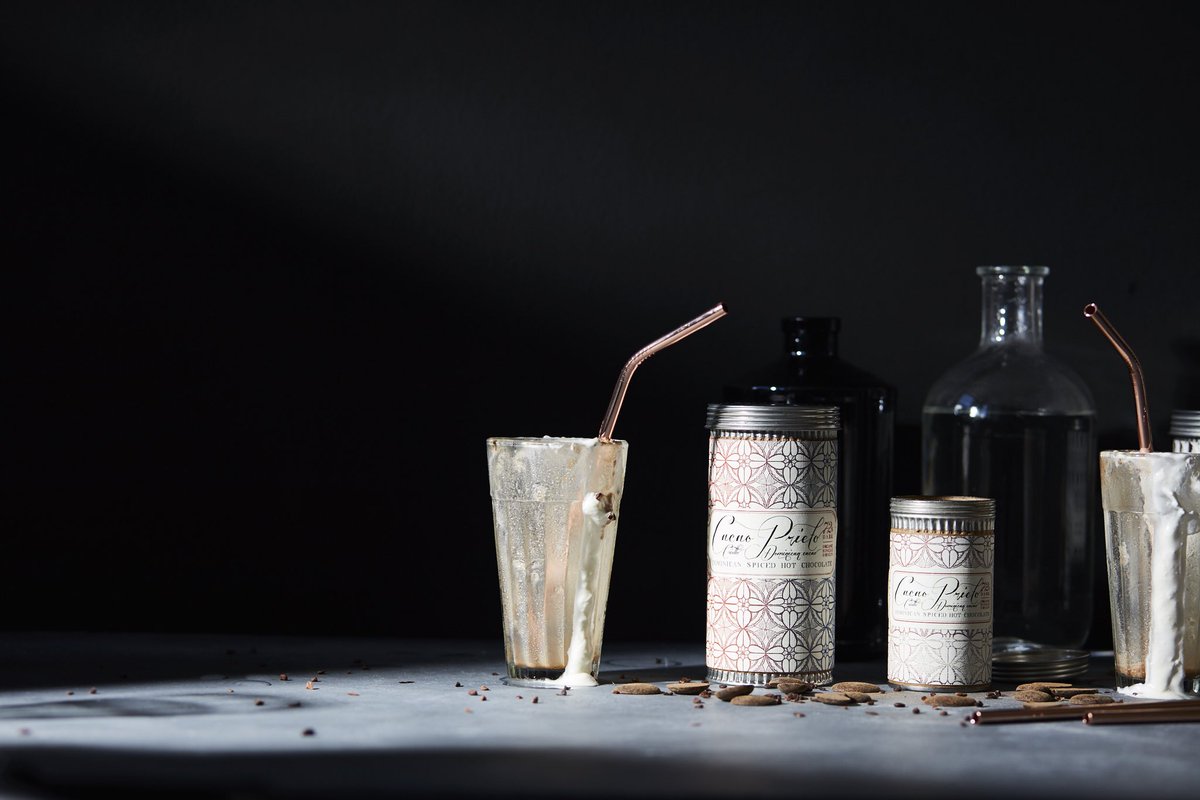 Perfect Fall Drink🍂 Frozen Hot Chocolate because it’s still hot outside! #chocolatelover #chocolat  #organic #dominican #beantobar