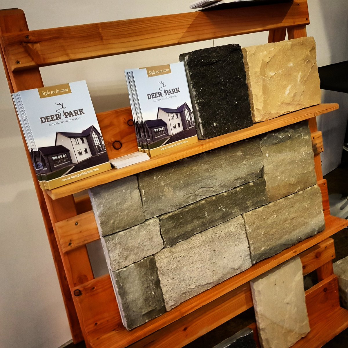 Bring some texture to your home with the beautiful stone cladding by <a href="/DeerparkStone/">Deerpark Stone</a>!

#luxuryhomeshow