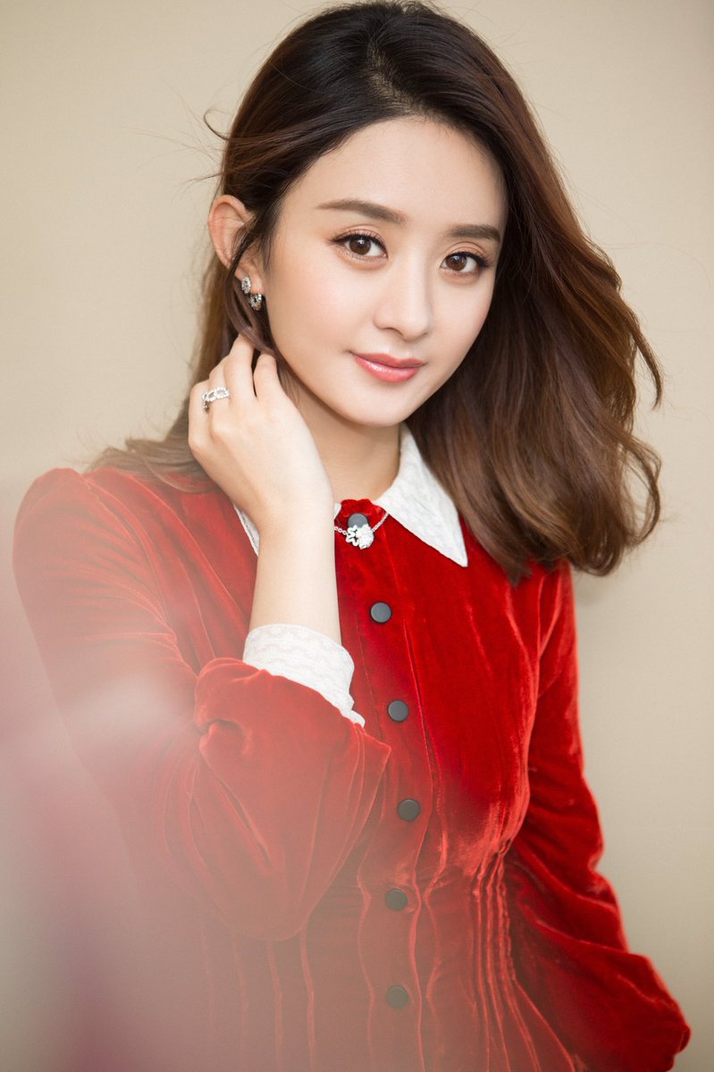 Zhao Liying Hq 赵丽颖 On Twitter Zhaoliying S Studio Weibo Thanks Dior For The Invite Li Ying Will Be Embarking On Her First Fashion Week Heading To Paris Tonight Https T Co Mc564mbkau