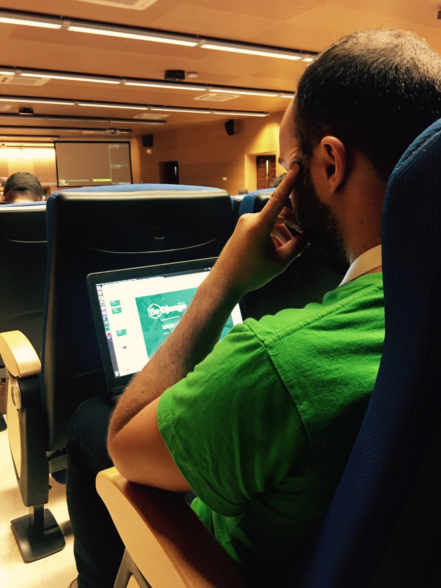 bedjango's tweet photo. ¡Qué poco falta para conocer todos los secretos de #Openedx! @alex_ln_gz os espera en la sala Skyscanner 🐍 #PyConES2017 #PyConES17 https://t.co/RG8ts3BePG