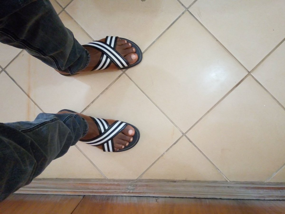 been_Hamman's tweet image. Rocking my new @Faiz__Alvaro #SwitchStep. I tell you they are super comfy and smooth. Big ups Chairman, keep up the good work #NaijaMade