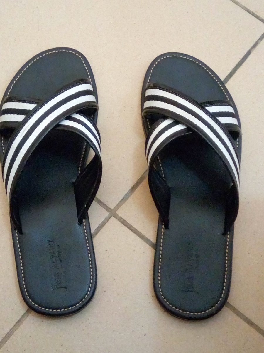 been_Hamman's tweet image. Rocking my new @Faiz__Alvaro #SwitchStep. I tell you they are super comfy and smooth. Big ups Chairman, keep up the good work #NaijaMade