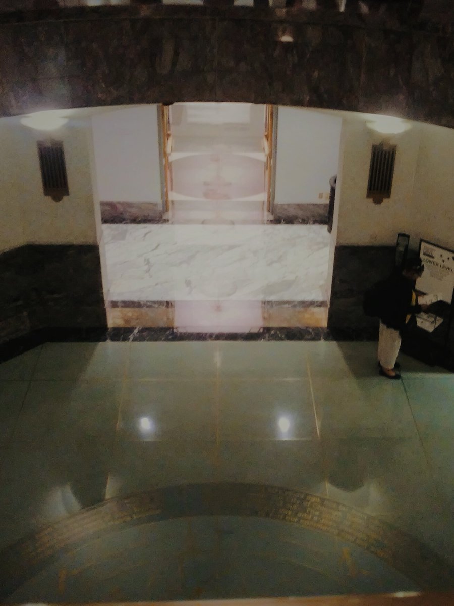 TheMsSnowfire's tweet image. One geometry #transitions to the next from curvilinear to rectilinear seamlessly @CHICAGOFRAMED