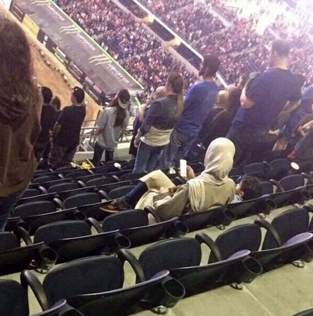 Muslims in NFL crowd don't bother standing for National Anthem