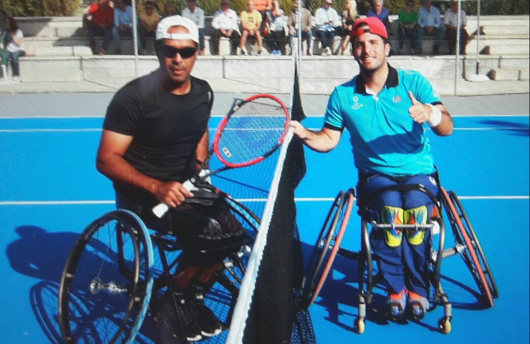 OpenRivasTSR's tweet photo. 💪@kike_siscar y @lolaochoaribes Campeones del Internacional @PeugeotES @ComunidadMadrid de #tenis en silla. Enhorabuena!! https://t.co/uXygRqvGDT