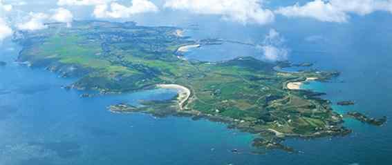 ❤️ #Alderney - So close. So different! ❤️ Small island, BIG EVENTS! 

Visit visitalderney.com/events to find out more #ChannelIslands