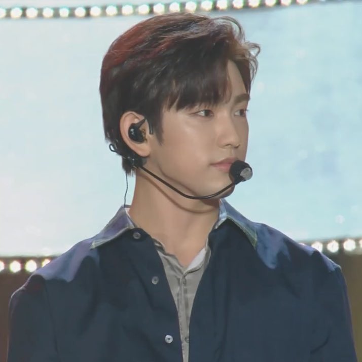 JMTNui35's tweet photo. จะสวย หรือ หล่อ ดี พี่สับสนนจ้า #Jinyoung #7fot7 #JJPcomeback #GOT7 https://t.co/0pqkxTlXCc