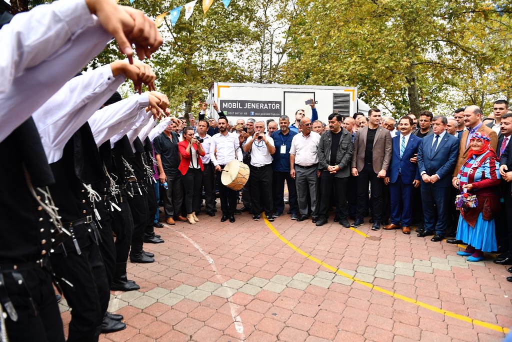 Birlik ve beraberlik şuuru ve ilk günkü aşkımızla güçlü yarınlara yürüyoruz. 

Akçaabat Kongremiz hayırlı olsun