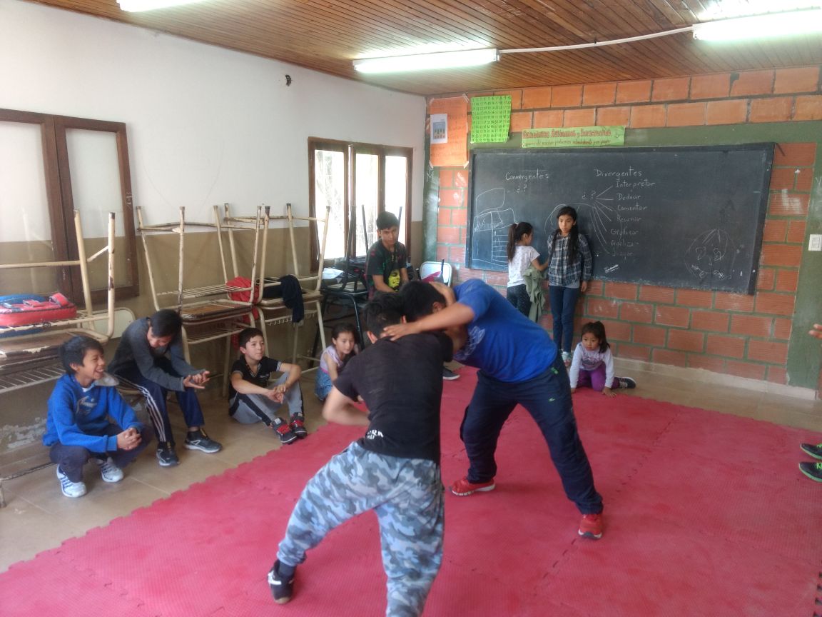cdklerma's tweet photo. Por supuesto lucha olímpica fundamental en el entrenamiento, CAJ 3150. Pacto de los cerrillos. https://t.co/4O4pugfS8a