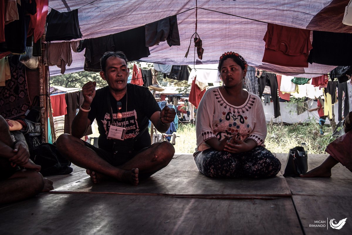 MatanglawinADMU's tweet photo. MAGMULAT: ibahagi ang kuwento't hinaing ng mga katutubo. 'Di nagtatapos sa #Lakbayan2017 ang pakikinig at pagtugon! https://t.co/vvfxiwly8p https://t.co/insP91jdcN