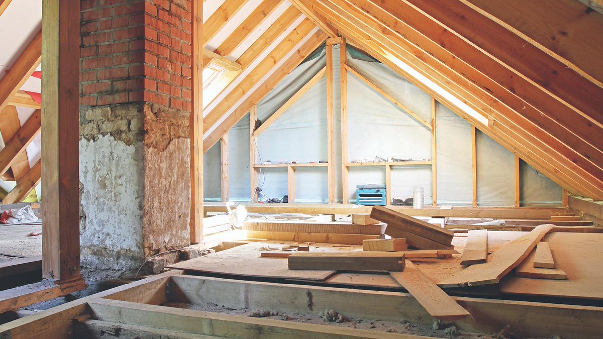 VitalizeHome's tweet photo. Thinking of renovating a room in your house? Read these planning tips from @Bryan_Baeumler first! 

https://t.co/mDKVuz1Jsd https://t.co/VTXKVKOnuw