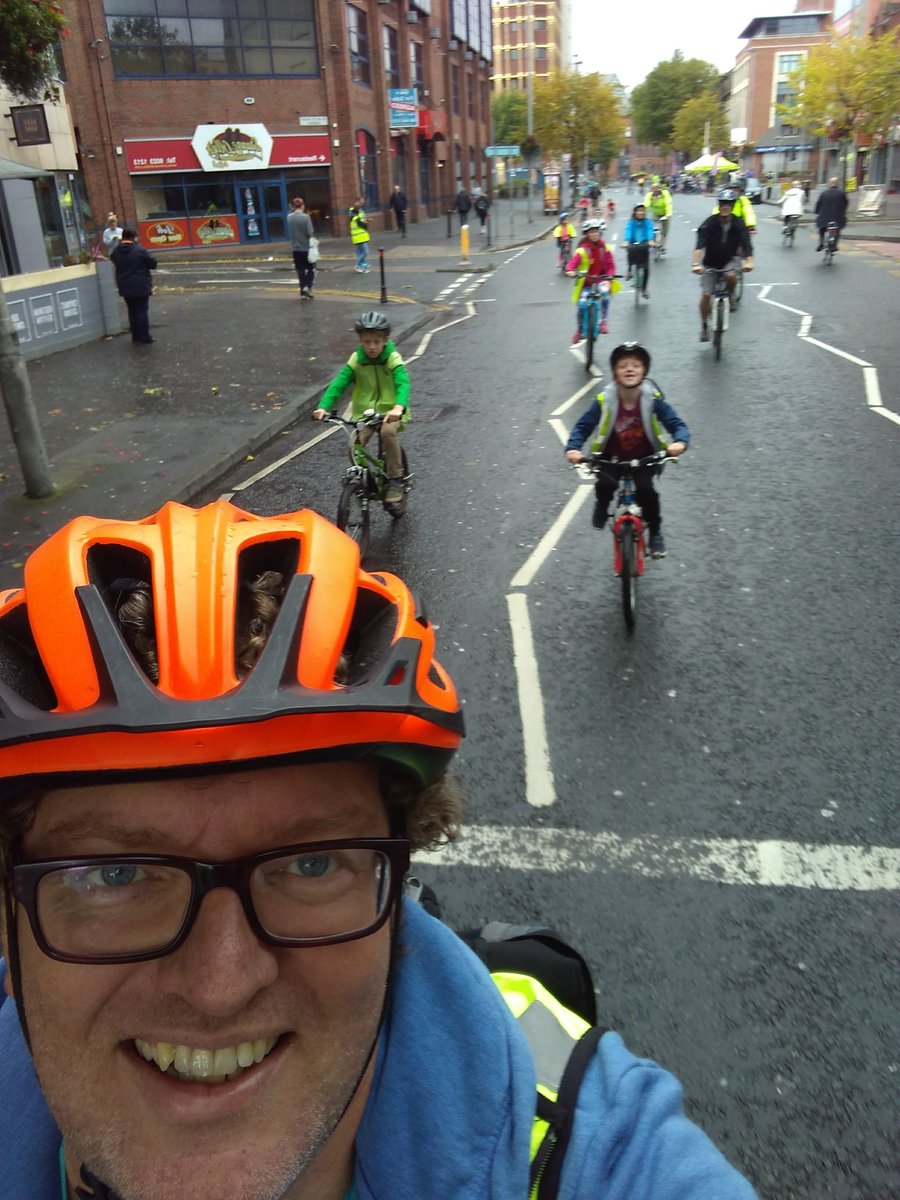 barrymcsorley's tweet photo. Felt very liberating riding on the traffic free city centre #cyclefreeway If only it could be like this more of the time! #CicloviaBelfast https://t.co/uiU5w7Nyvr
