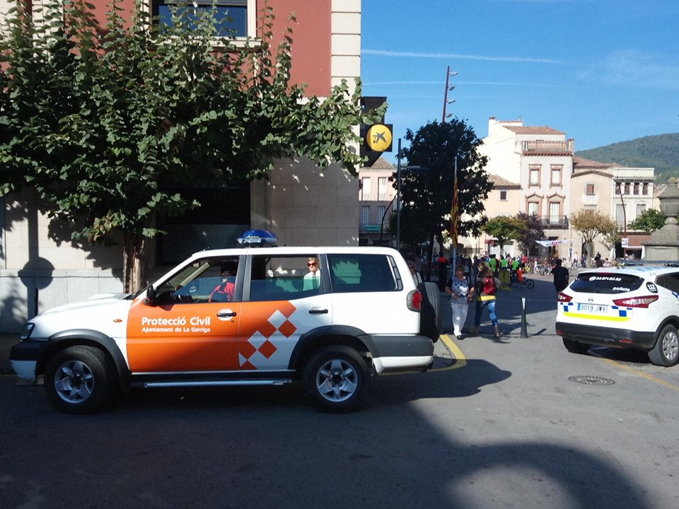 Acabem servei preventiu Bicicletada setmana mobilitat sense cap incidència
Agrair col·laboració <a href="/MarcGuasch1/">Marc Guasch</a> cedint 2 brincos <a href="/Bultaco_ES/">Bultaco España</a>