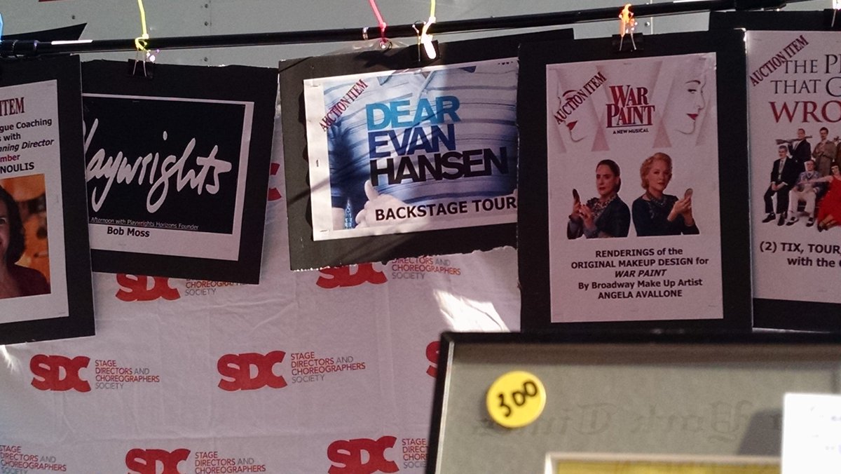 JulieWolkoff's tweet photo. #SDCweb #BroadwayFlea https://t.co/AN8ZWaogEo