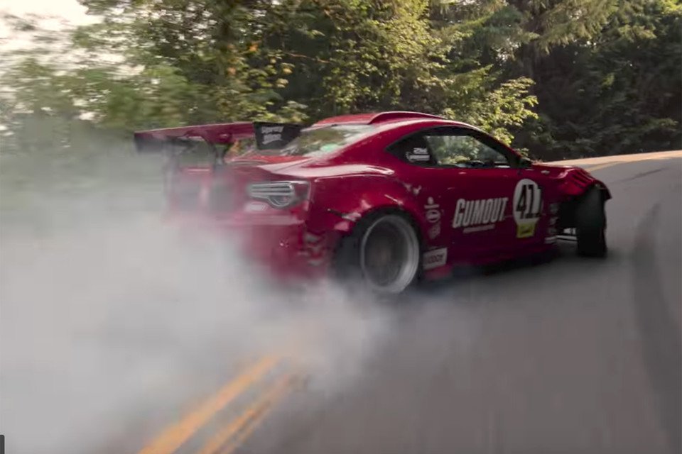 Watch Drifter Ryan Tuerck Crash his Ferrari-Powered GT86 - Motor Trend crwd.fr/2hoSelQ