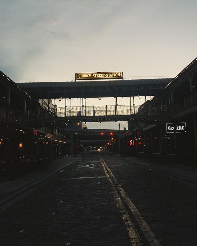 Happy Sunday! Where are you having your Sunday Funday? See you on Church Street!--

: <a href="/earth2lena/">lena</a> 

#churchstreetstation #downtownorlando