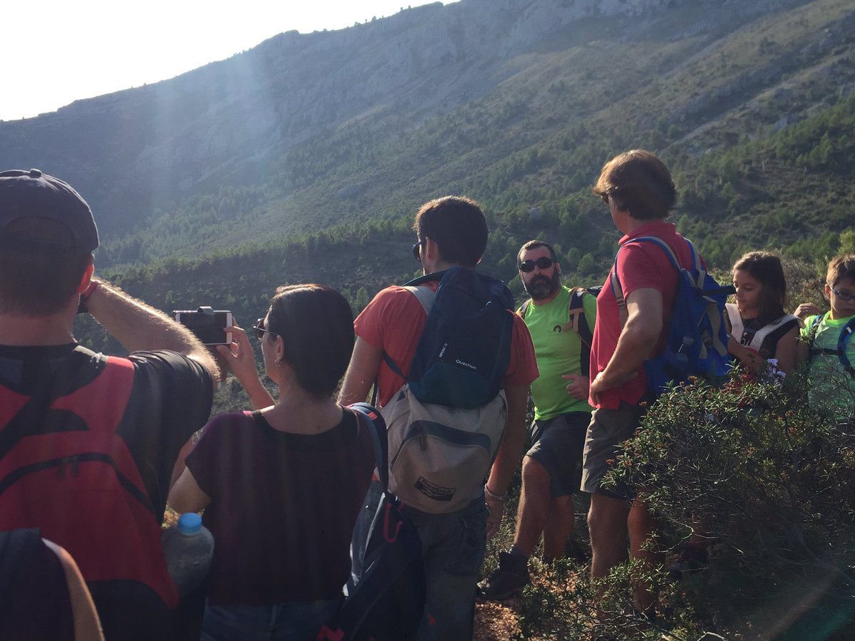 .<a href="/Oxytours/">Oxytours</a> nos muestra que no hacen falta grandes viajes para disfrutar de paisajes espectaculares. ¡¡Genial el trabajo de interpretación!!