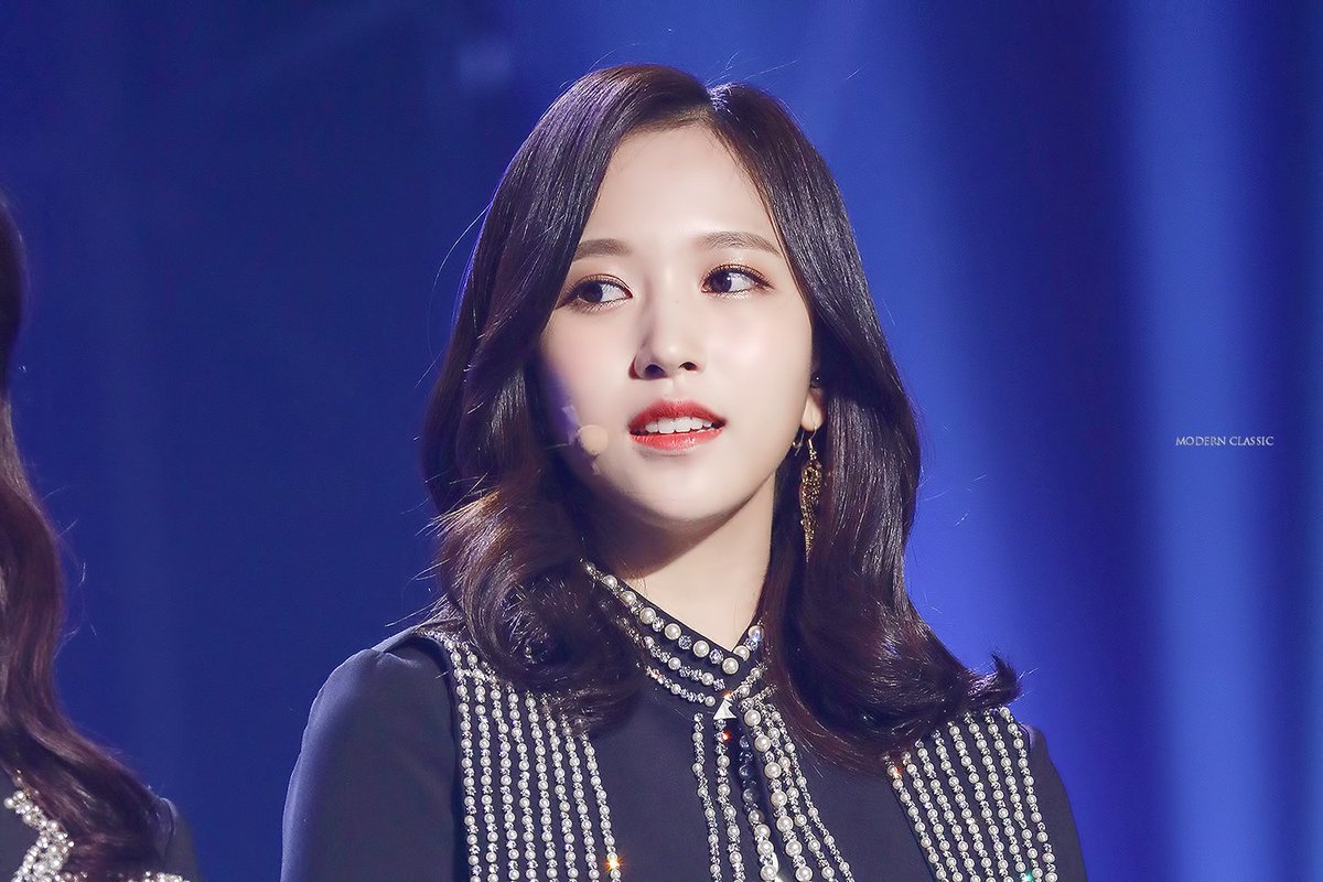 ModernClassic37's tweet photo. 170920 소리바다어워드
#미나 #mina #ミナ #名井南 @JYPETWICE

어떻게 나에게 그대란 행운이 온 걸까 https://t.co/MSAVVKCq6H