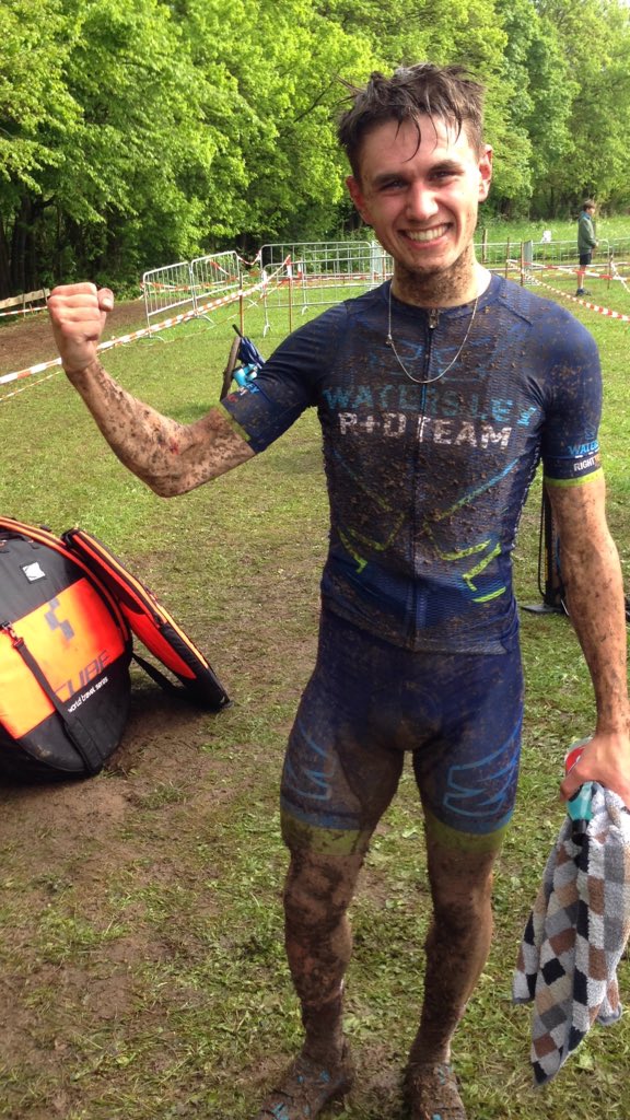 Watersley2020's tweet photo. Yes!!! @MilanVader1 winning our home race! All our support: THANK YOU!!! https://t.co/9pWNfeHK51