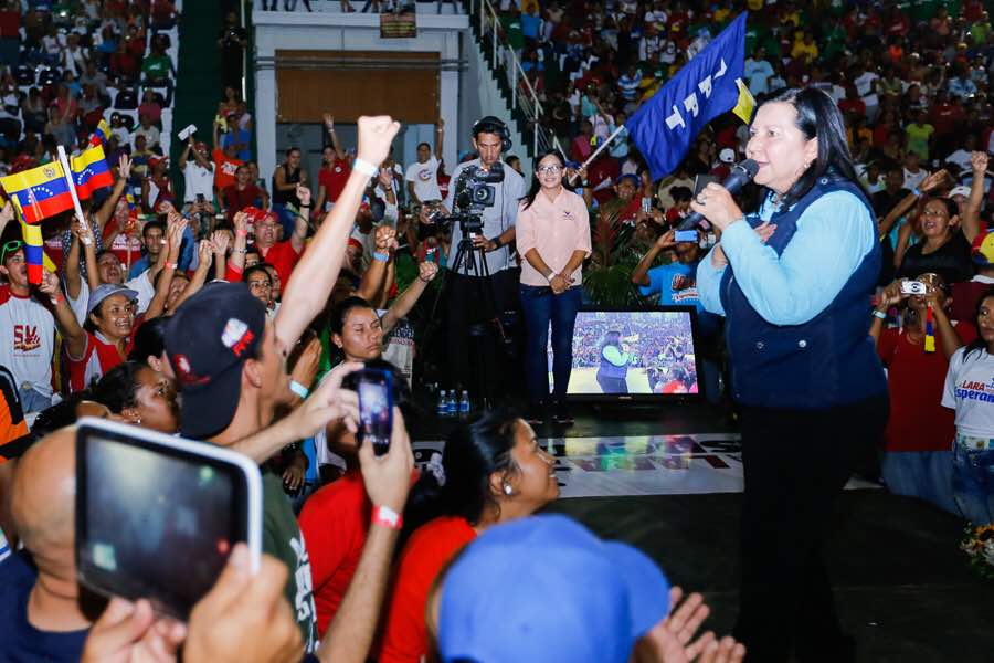 ConElMazoDando's tweet image. Carmen Meléndez dio inicio a la campaña electoral en Lara (+fotos) wp.me/p7jxjR-AkX #22Sep