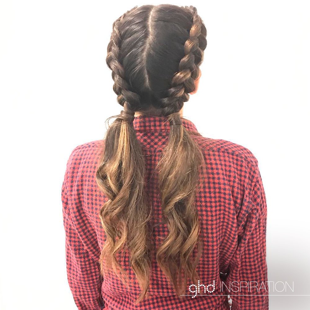 ghdspain's tweet photo. ¡Dos mejor que una! Termina tus trenzas con coletas y ondas con la ayuda de tu styler #ghd para un #ghdlook como el de @BlowOutJunkie https://t.co/sf5EWuj6Bt