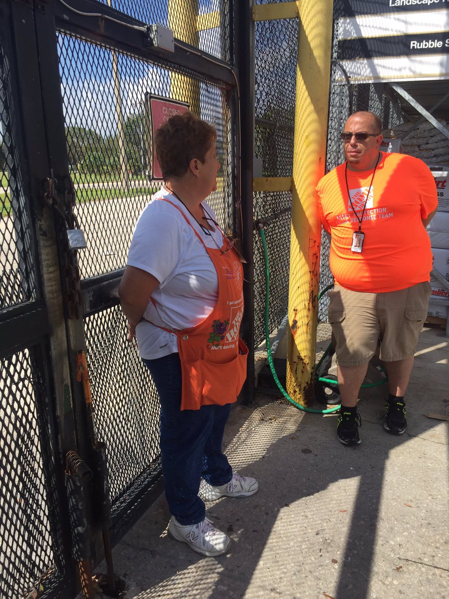 MAPM Ray lending a listening ear to an associate who was effected baldly but the Hurricane...Ending with two big hugs !!!