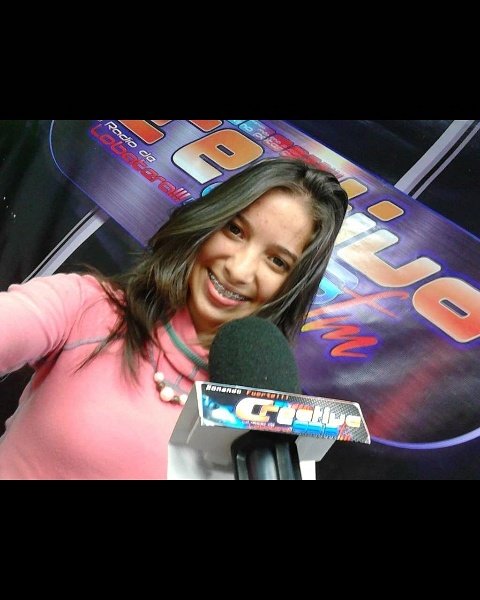 Creativa 93.3 Fm - Fin de semana - 1:00 pm a 3:00 pm.