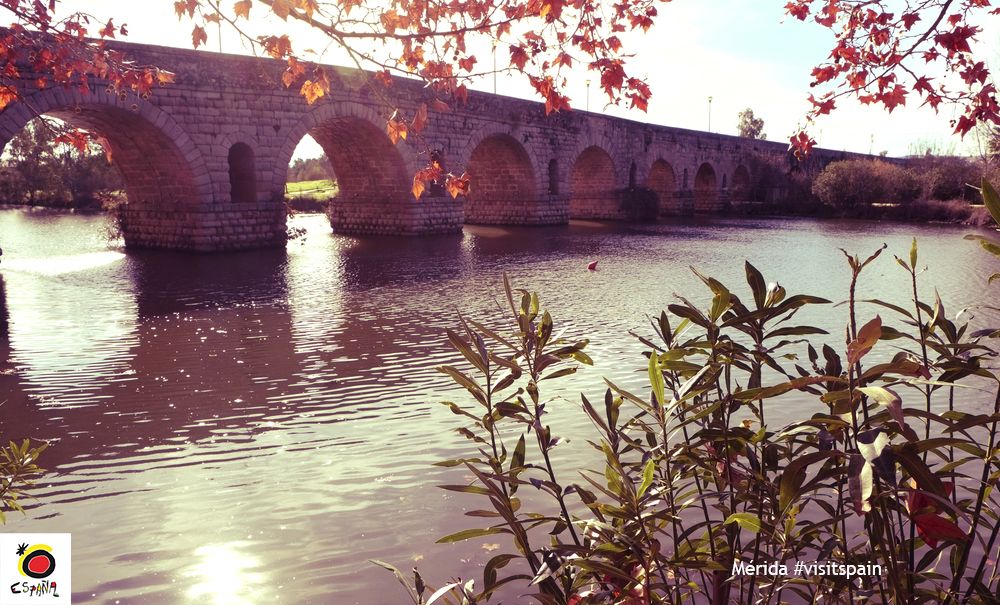 EspanaEnLatam's tweet image. #DidYouKnow…? This ancient bridge was built by the Romans in their Augusta Emerita colony in Hispania – today’s Mérida. ;) @Extremadura_tur