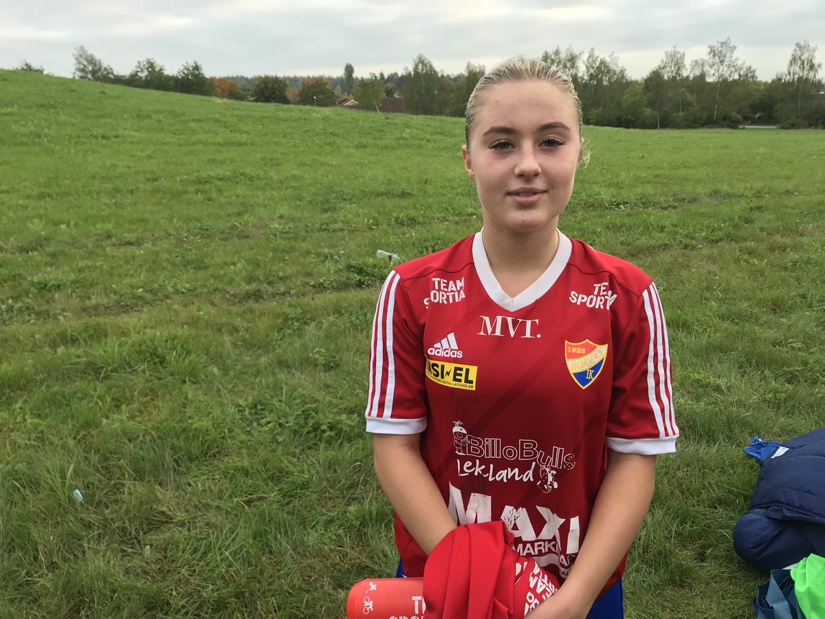 Boren vinner matchen med 1-0 efter mål av Nora Thörngren i 48 minuten. 
#borenhjärta