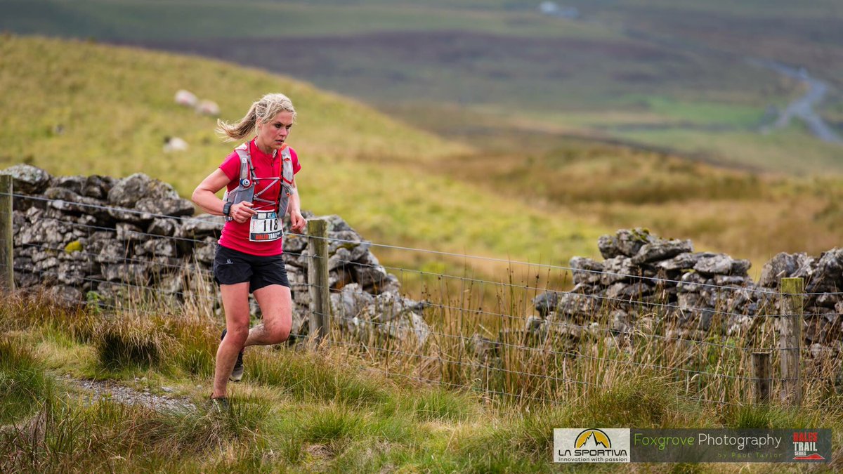 First Lady coming down from Wether Fell in yesterday's #Dalestrailseries #DT40 <a href="/lasportivatwitt/">La Sportiva</a> <a href="/TrailRunningMag/">Trail Running UK</a> #trailrunning